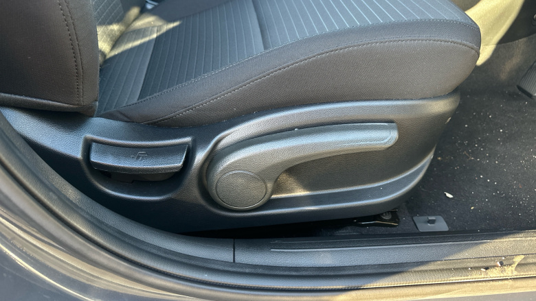 Hyundai i20 1.0T GDi 48V MHD SE Connect 5dr Petrol Hatchback